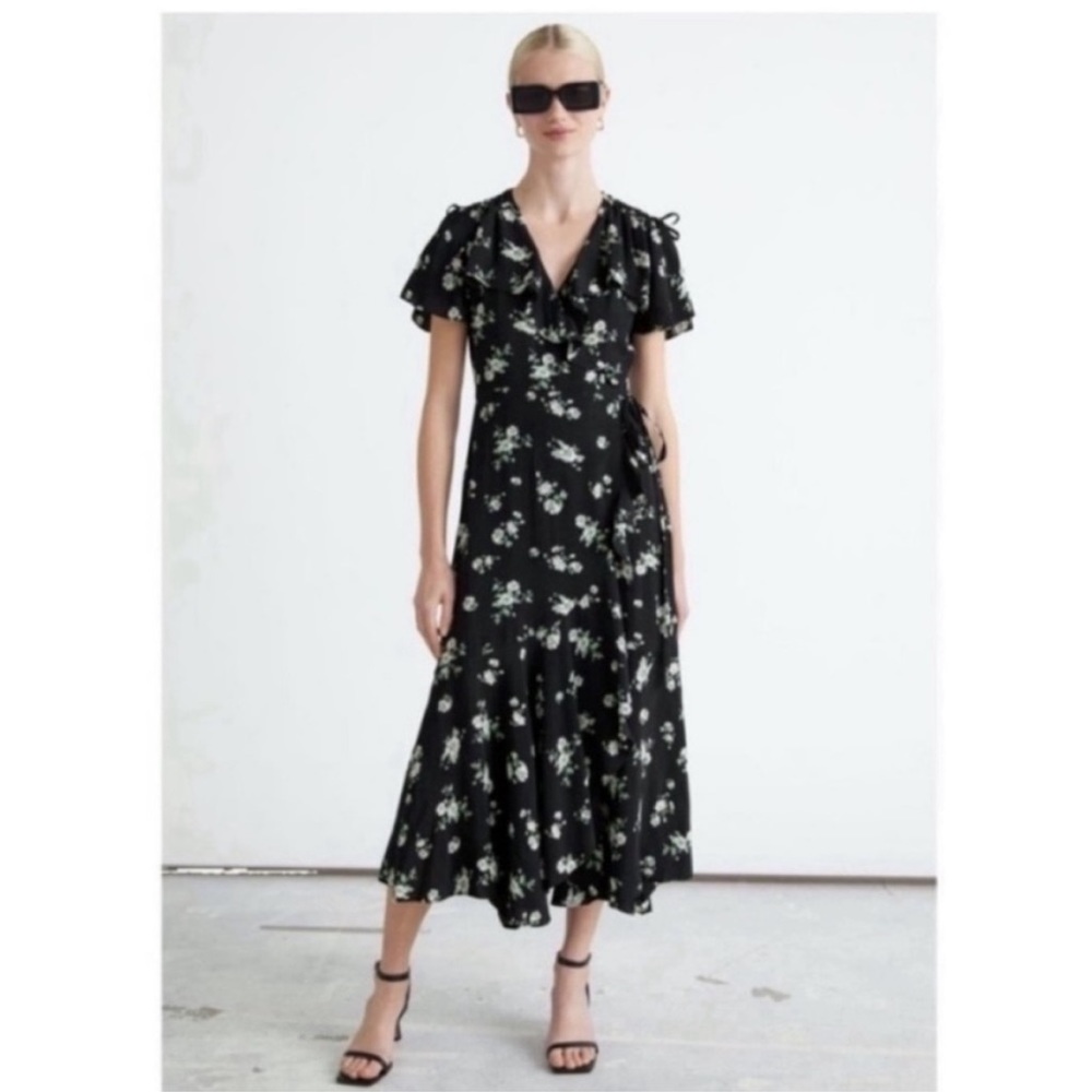 & Other Stories Wrap Dress Midi Floral Flower Ruffle Flowy Dainty Black Cream 4